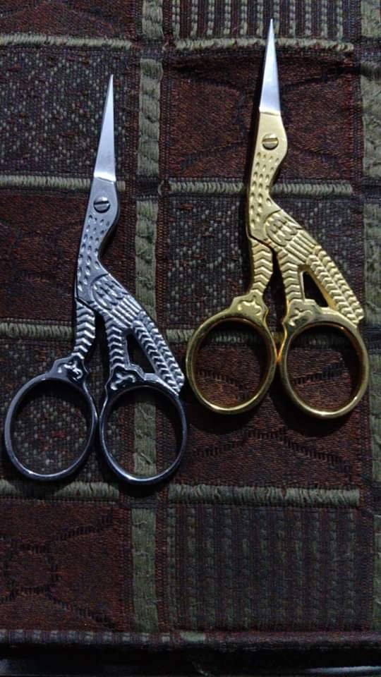 Embroidery scissors